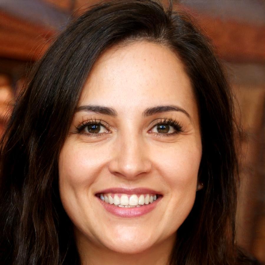 Siobhan Connelly, Former Student